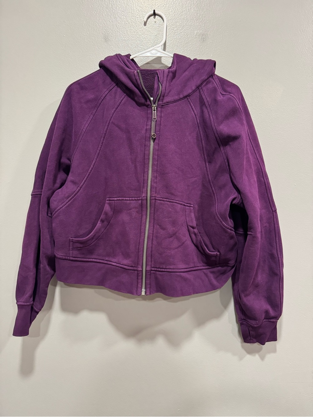 Lululemon Scuba Oversized Full-Zip Hoodie in Dramatic Magenta Size M/L
